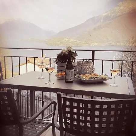 Couette-café Bregagno *